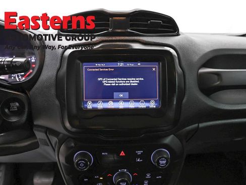 Used 2021 Jeep Renegade Sport image 11