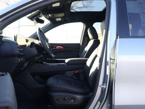 New 2026 Chevrolet Traverse Z71 w/ Enhanced Driving Package image 15