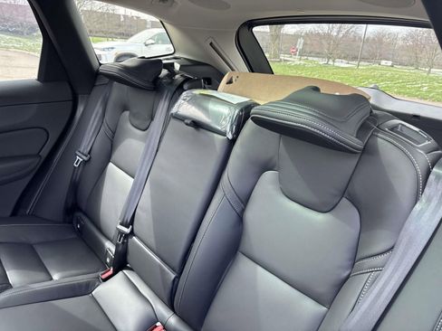 New 2026 Volvo XC60 T8 Ultra w/ Protection Package Premier image 25