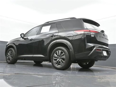 Used 2024 Nissan Pathfinder SV w/ Lighting Package (N92) image 41