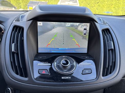 Used 2019 Ford Escape Titanium w/ U9j03 - Titanium Tow Package AWD/4WD image 26