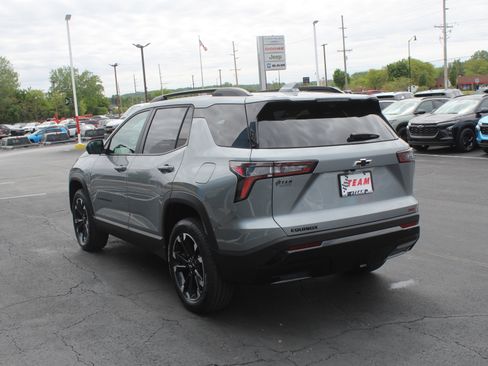 New 2026 Chevrolet Equinox RS w/ Safety and Technology Package FWD image 5
