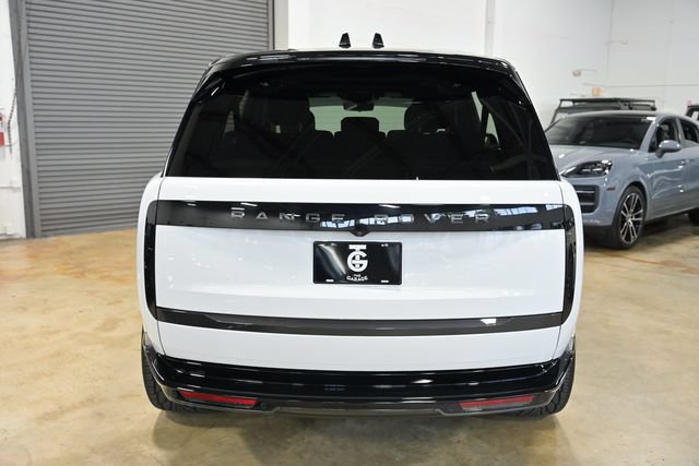 Used 2026 Land Rover Range Rover Long Wheelbase SE AWD/4WD image 9