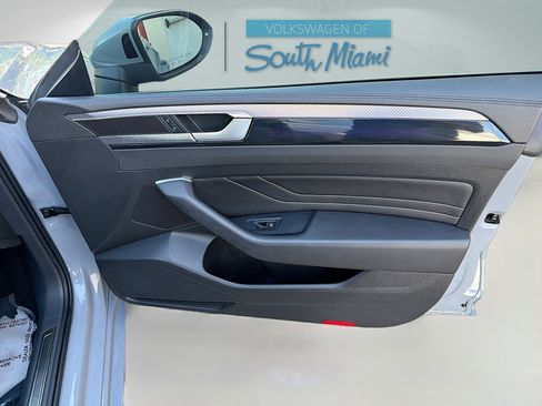 Used 2023 Volkswagen Arteon SEL image 32