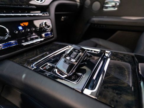 Used 2022 Rolls-Royce Ghost AWD/4WD image 38