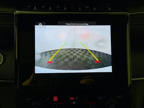 Used 2025 Jeep Grand Cherokee L Altitude image 13