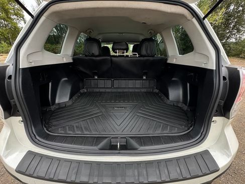Used 2017 Subaru Forester 2.5i w/ Popular Package #2A AWD/4WD image 10