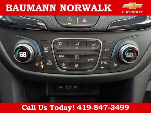 Used 2022 Chevrolet Equinox RS w/ RS Leather Package image 29