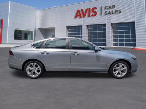 Used 2025 Honda Accord LX image 5