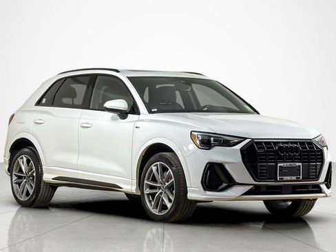 Used 2022 Audi Q3 2.0T Premium AWD/4WD image 7