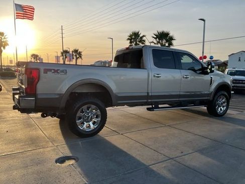Used 2018 Ford F350 Lariat w/ Lariat Ultimate Package image 7