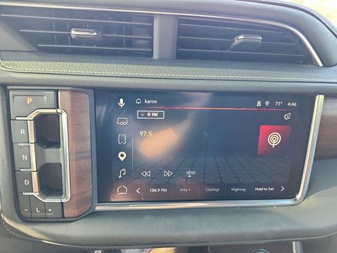 Certified 2024 GMC Yukon Denali Ultimate image 19