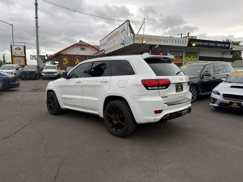 Used 2015 Jeep Grand Cherokee SRT AWD/4WD image 4