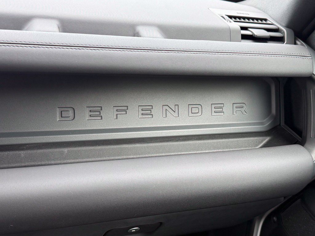 New 2026 Land Rover Defender 110 S AWD/4WD image 30