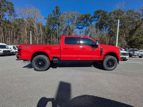 New 2026 Ford F250 Lariat w/ Black Appearance Package image 3