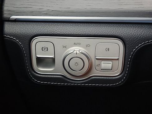 New 2026 Mercedes-Benz GLE 450 4MATIC image 21