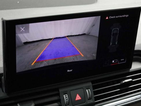 Used 2023 Audi Q5 2.0T Premium w/ Convenience Package image 32