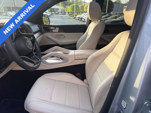 Used 2024 Mercedes-Benz GLE 350 4MATIC w/ Winter Package image 6