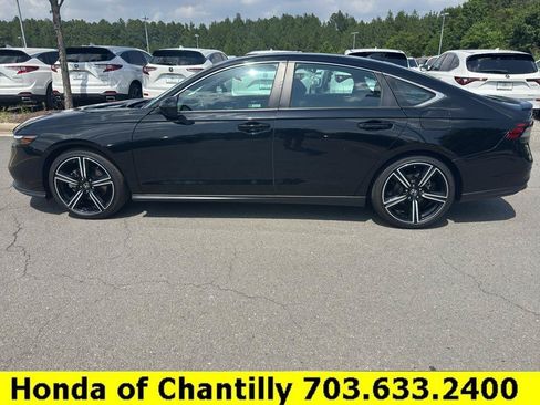 Used 2023 Honda Accord Sport image 4