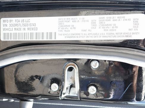 Used 2025 RAM 2500 Limited image 26