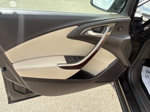 Used 2013 Buick Verano FWD image 15