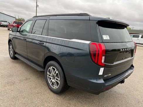 New 2025 Ford Expedition Max Active image 6