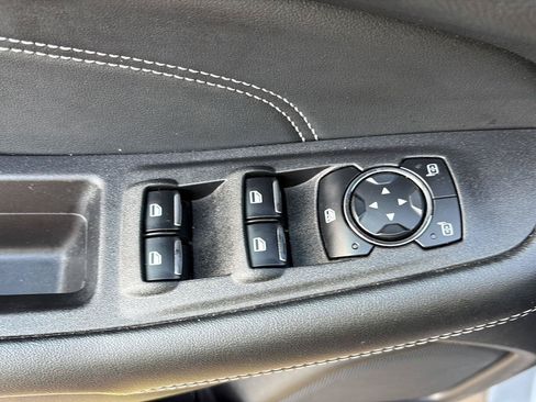 Used 2024 Ford Edge Titanium AWD/4WD image 11