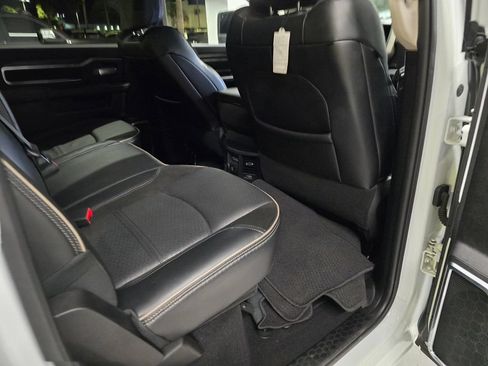 Used 2024 RAM 2500 Laramie AWD/4WD image 41