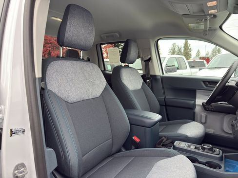 New 2025 Ford Maverick XLT w/ XLT Luxury Package image 32