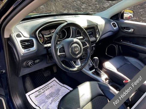 Used 2018 Jeep Compass Latitude w/ Popular Equipment Group AWD/4WD image 12