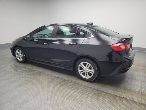Used 2018 Chevrolet Cruze LT w/ Convenience Package image 3