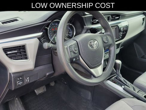 Used 2015 Toyota Corolla LE FWD image 16