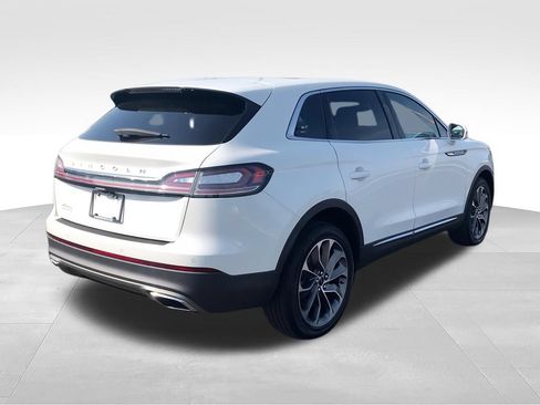 Used 2023 Lincoln Nautilus Reserve AWD/4WD image 10