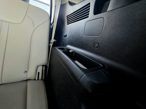 Used 2022 Kia Sorento EX w/ Panoramic Sunroof Package AWD/4WD image 58