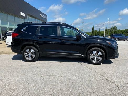Used 2025 Subaru Ascent Premium AWD/4WD image 9