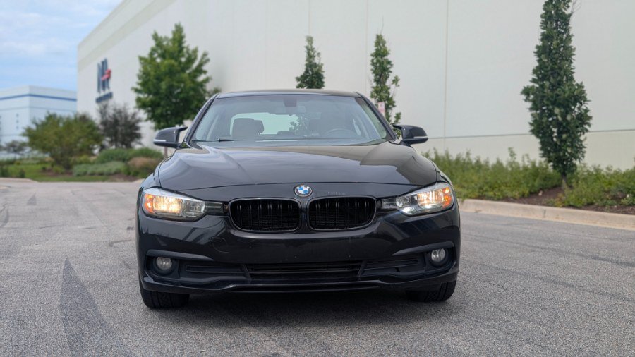Used 2017 BMW 320i Sedan RWD image 12