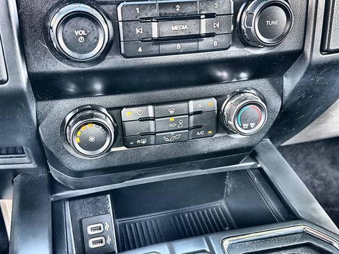 Certified 2020 Ford F150 XL w/ Equipment Group 101A Mid RWD image 18