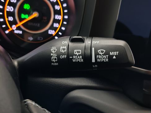 New 2026 Jeep Wrangler Unlimited Rubicon AWD/4WD image 33
