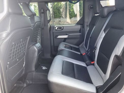 Certified 2023 Ford Bronco Black Diamond image 13