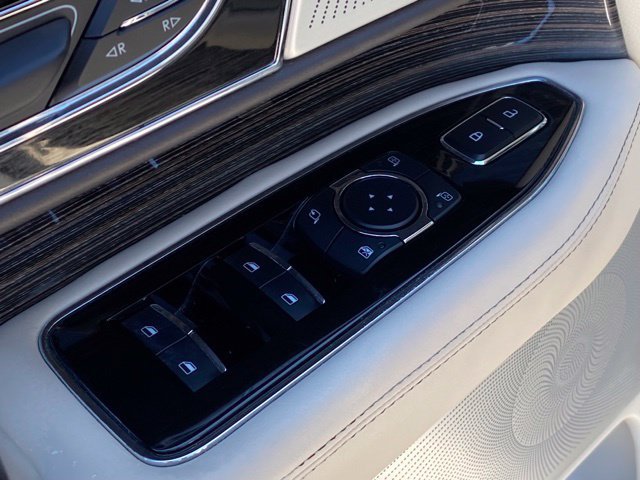 Used 2023 Lincoln Navigator Black Label AWD/4WD image 11