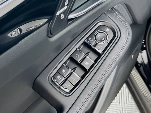 New 2026 Porsche Macan S image 20