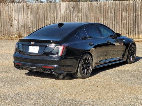 Certified 2025 Cadillac CT5 V Blackwing w/ Parking Package image 4