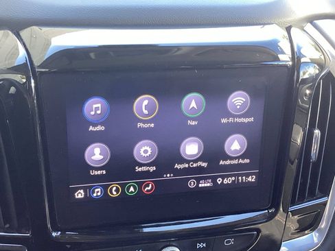 Used 2021 Chevrolet Traverse RS AWD/4WD image 40