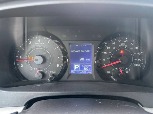 Used 2015 Toyota Sienna LE FWD image 19