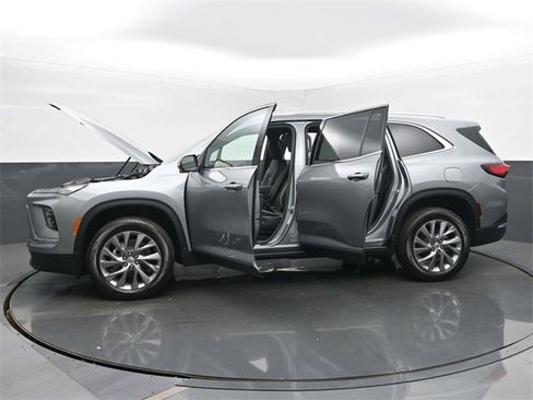 New 2026 Buick Enclave Preferred w/ LPO, Floor Liner Package image 57