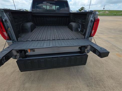 Used 2024 GMC Sierra 1500 SLT RWD image 13