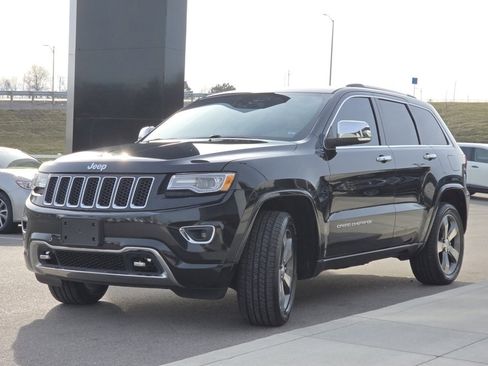 Used 2015 Jeep Grand Cherokee Overland image 23