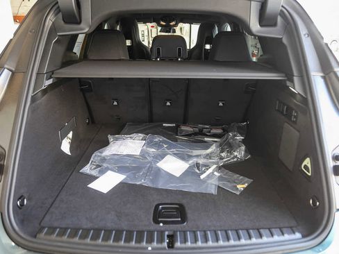 Used 2025 BMW iX xDrive50 w/ Premium Package image 24