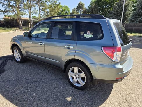 Used 2010 Subaru Forester 2.5X Premium w/ Popular Equipment Group 1A AWD/4WD image 4