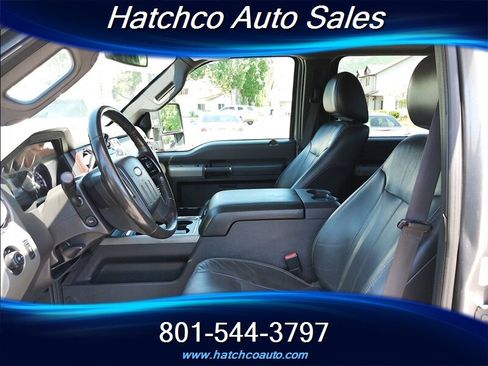 Used 2011 Ford F350 Lariat w/ Lariat Interior Pkg AWD/4WD image 12